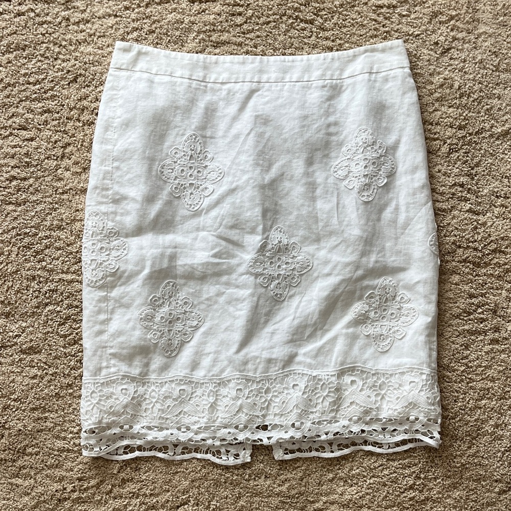 LOFT White Lace Pencil Skirt